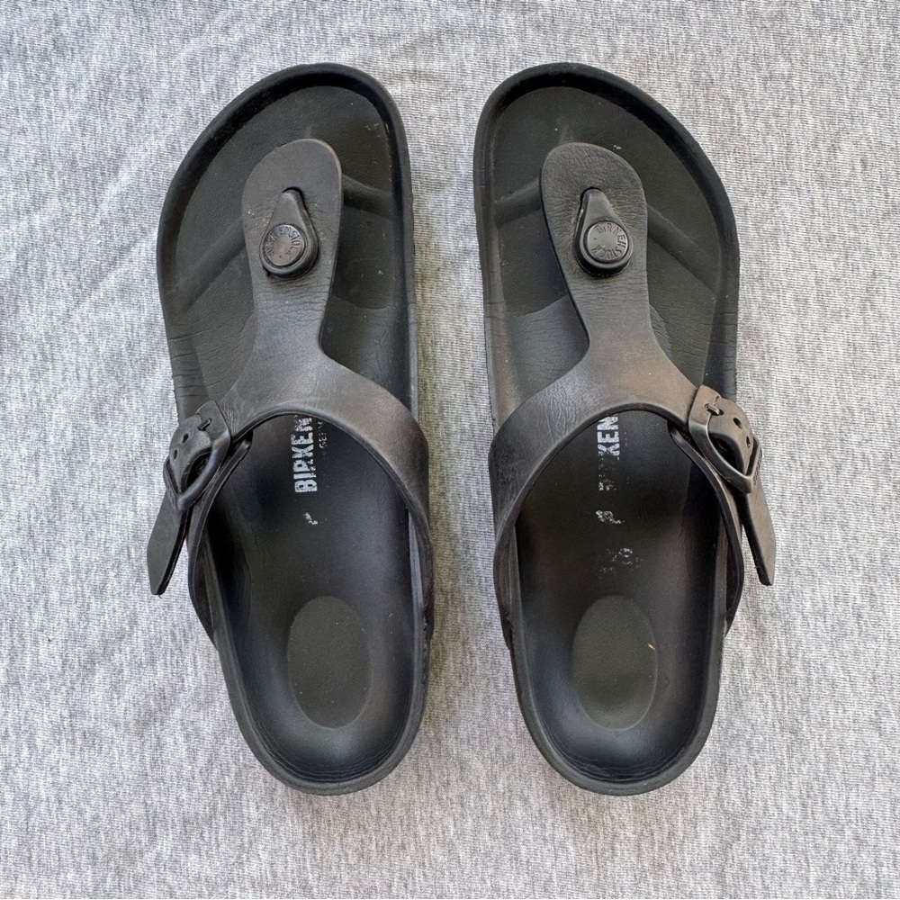 Birkenstock Gizeh Essentials Kids EVA in Black size 33